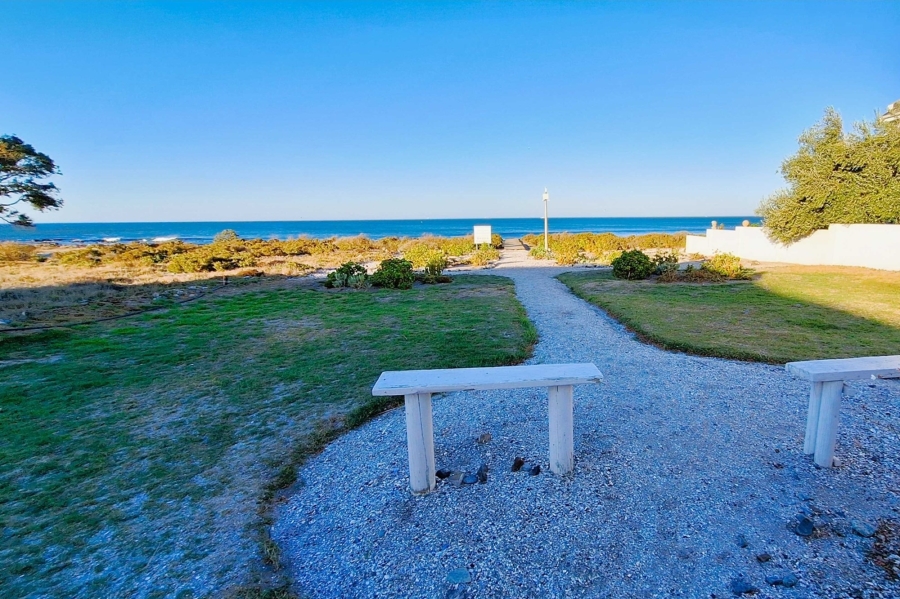 3 Bedroom Property for Sale in Sandy Point Western Cape